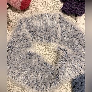 Knit scarf